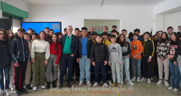 Laghi nella scuola di Spezzano: “L’ambiente è salute per tutti”.